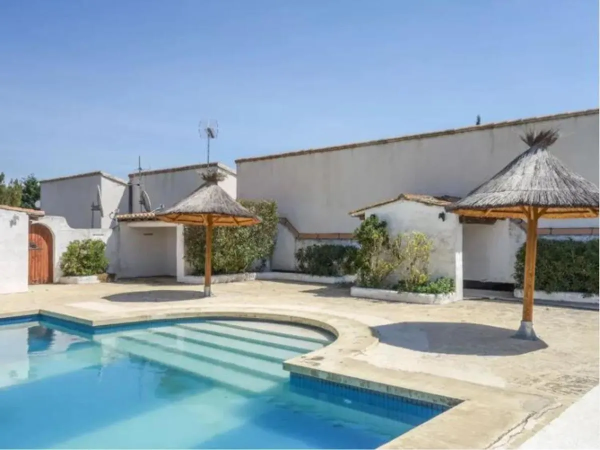 Maison Cosy Avec Piscine, Proche Saintes-Maries-De-La-Mer, Pour 4 Pers., Avec Patio Et Parking Prive - Fr-1-475-102 Villa